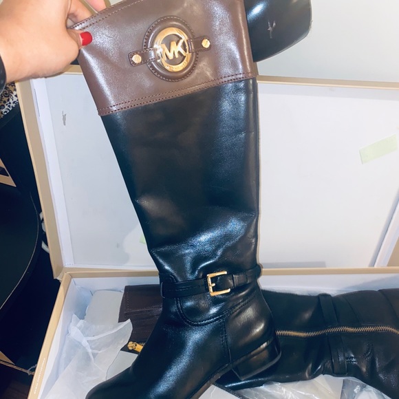 MK boots - Picture 1 of 3